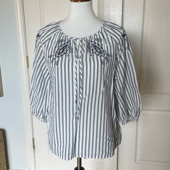 Esprit Embroidered Peasant Top - Picture 1 of 4